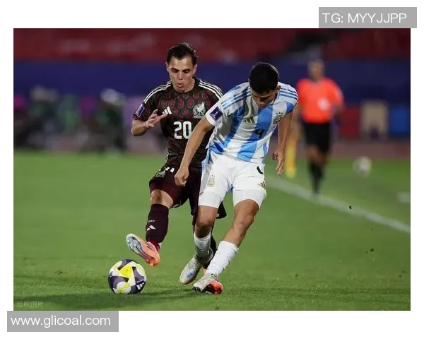 阿根廷U20对阵日本U20精彩对决回顾与分析